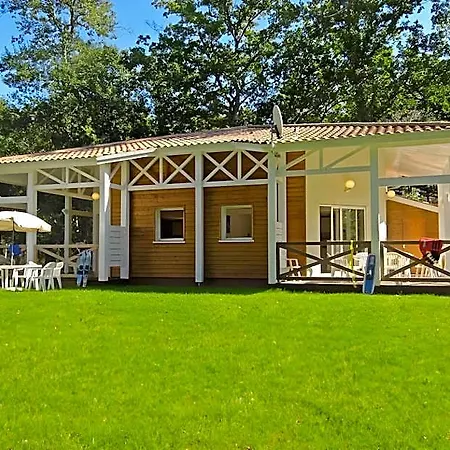 Szálloda Domaine De Pitrot 4*